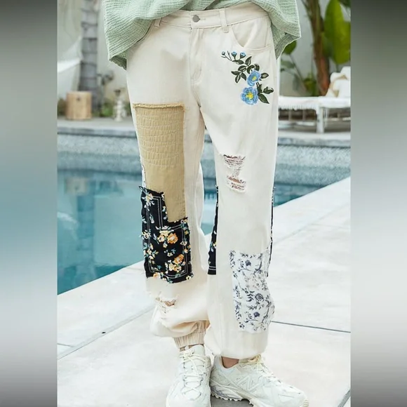 POL - Ivory Patchwork Distressed Joggers - Picture 5 of 5